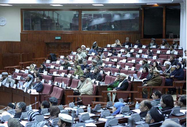 MPs Urge Clear Strategy  to Fight Insurgents